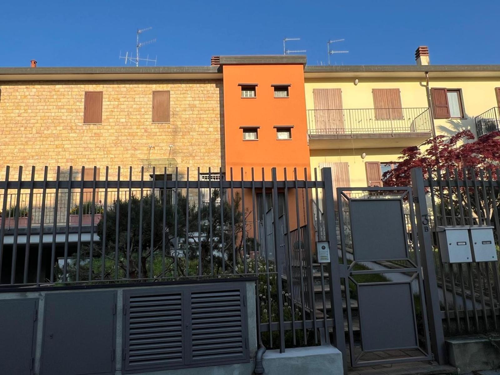 Casa Laura Apartment Bergamo Luaran gambar